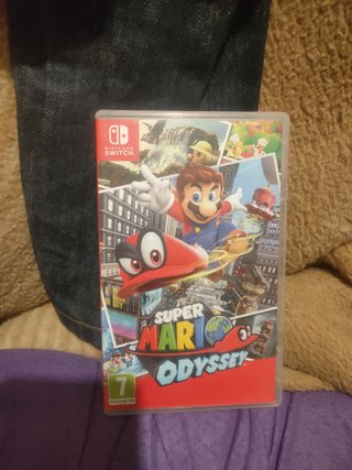 Caja Super Mario Odyssey Switch