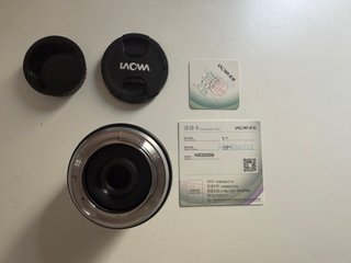 Laowa 60mm f/2.8 Macro Objetivo
