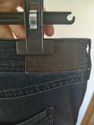 Pantalón pitillo vaquero H&M azul talla 44