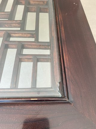Mesa de salón grande de madera y cristal