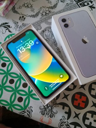 iPhone 11 Viola
