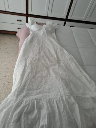Vestido blanco SAZALAVA con bordados