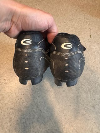 Zapatos de Ciclismo. Número 41 (sin calas)