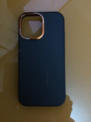 Funda Lujo iPhone 16 ProMax en carbono con MagSafe