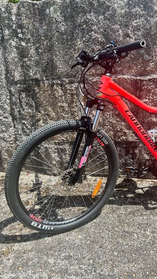 Bicicleta Cannondale Roja