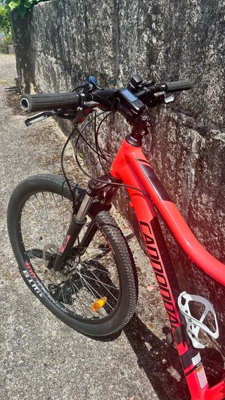 Bicicleta Cannondale Roja