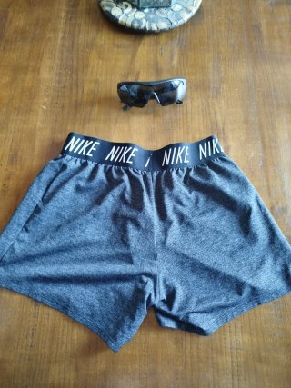 Nike Pro Shorts Grises