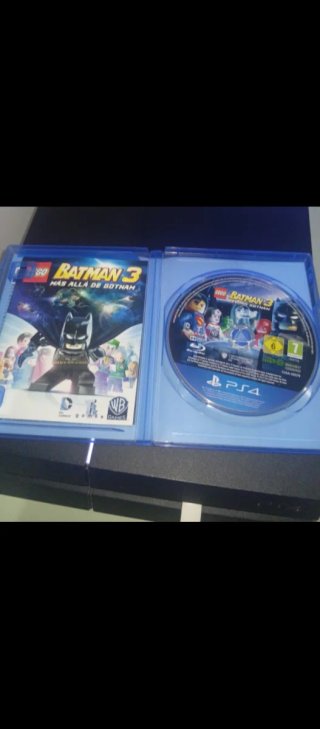 Consola PS4 + 4 Juegos + Funko Pop Fortnite