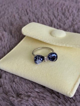 Anillo Swarovski Lazito Morado y Plateado