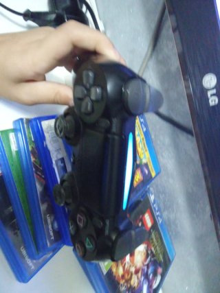 Ps4 Pro + 2 Controller + Caricatore Tastiera,gioci