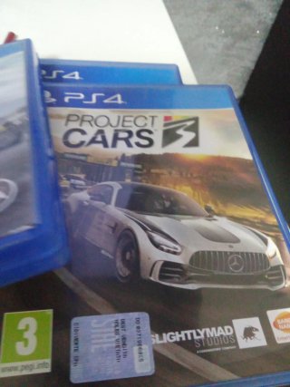 Ps4 Pro + 2 Controller + Caricatore Tastiera,gioci