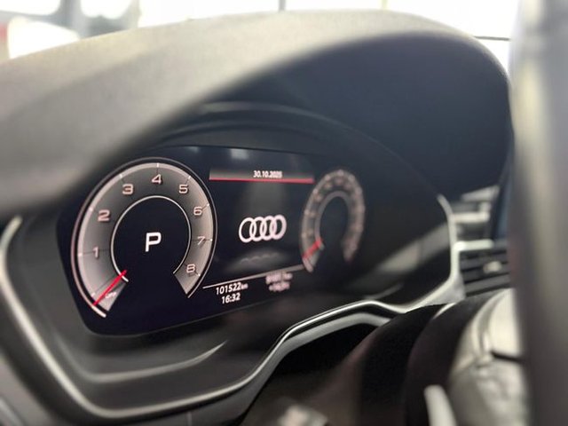 Audi A4 ADVANCED 35 TFSI 110KW (150CV) S TRONIC GRIS MANHATTAN (METALIZADO) TELA INDEX NEGRO