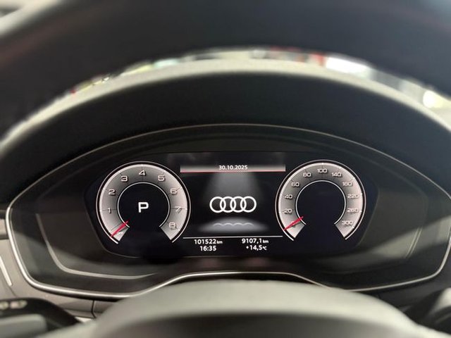 Audi A4 ADVANCED 35 TFSI 110KW (150CV) S TRONIC GRIS MANHATTAN (METALIZADO) TELA INDEX NEGRO