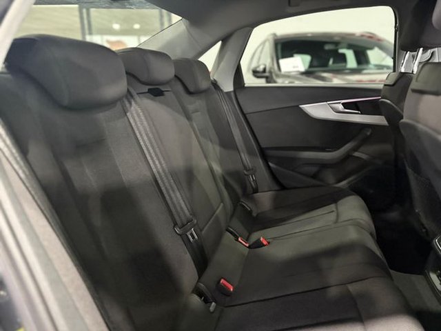 Audi A4 ADVANCED 35 TFSI 110KW (150CV) S TRONIC GRIS MANHATTAN (METALIZADO) TELA INDEX NEGRO