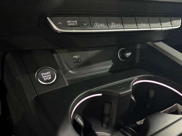 Audi A4 ADVANCED 35 TFSI 110KW (150CV) S TRONIC GRIS MANHATTAN (METALIZADO) TELA INDEX NEGRO