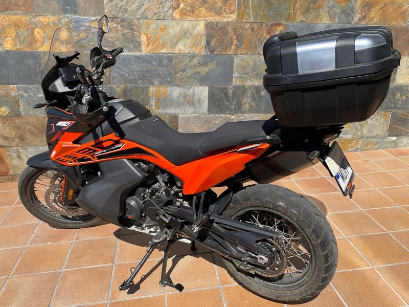 KTM 890 Adventure **Reestreno MY 2022
