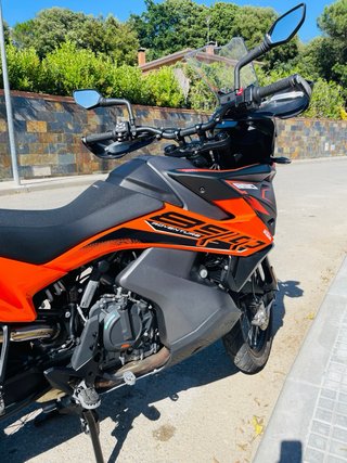 KTM 890 Adventure **Reestreno MY 2022