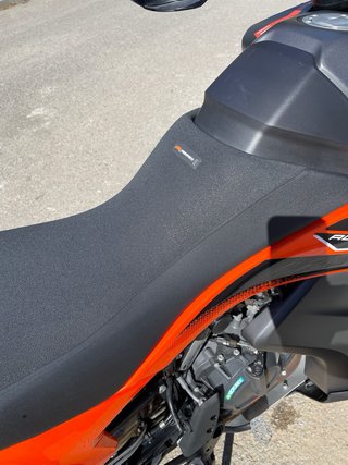 KTM 890 Adventure **Reestreno MY 2022