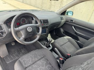 Volkswagen Golf 2000