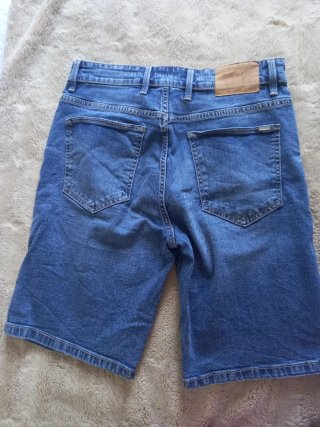 Vaqueros cortos talla 40