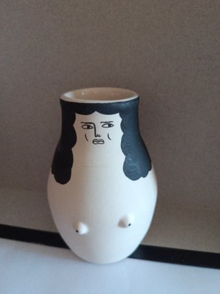 Cerámica LAURA BIRD figura humana