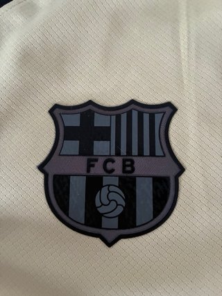 Camiseta Fútbol Nike Dorada Lamine Yamal