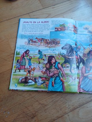 Libro Busca en el castillo medieval. Ed. Susaeta