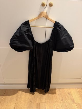 Vestido Zara Negro Manga Abullonada