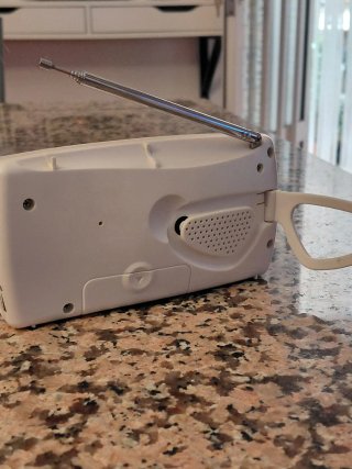 Radio Portátil AM/FM ELBE
