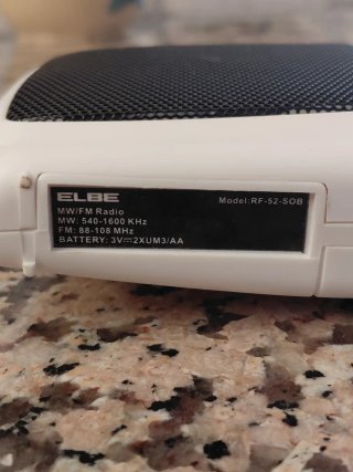 Radio Portátil AM/FM ELBE