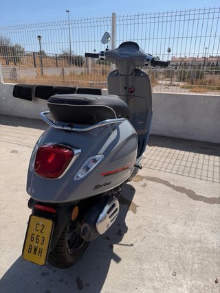 Vespa Sprint S 49cc Gris