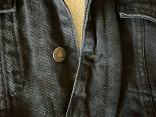 Chaqueta vaquera Bershka forrada hombre negra