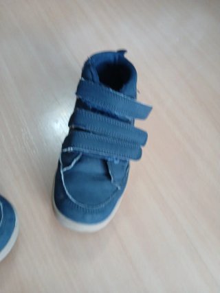 Botas niño talla 24