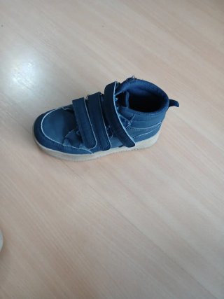 Botas niño talla 24