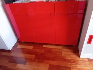 2mesillas noche, 1sofá de 2 plazas, un mueble aux.