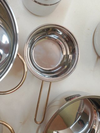 Set de 6 Calderos de Cocina Metálicos