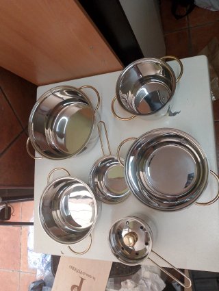Set de 6 Calderos de Cocina Metálicos