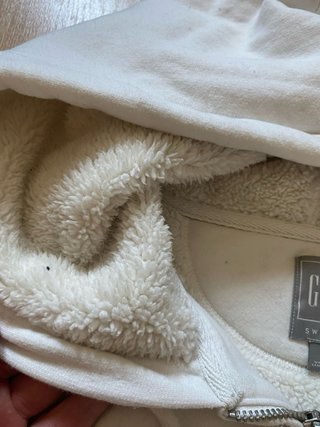 Sudadera Gap con cremallera y capucha