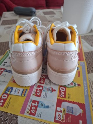 Scarpe Adidas donna rosa e bianche