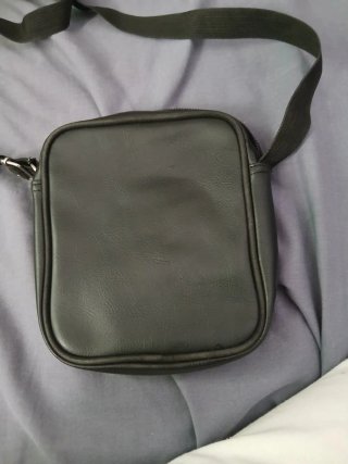 Riñoneras Lacoste i Adidas Negra Cuero