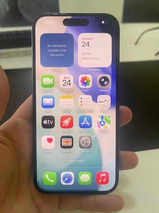 iPhone 15 pro titanio de 128g como nuevo
