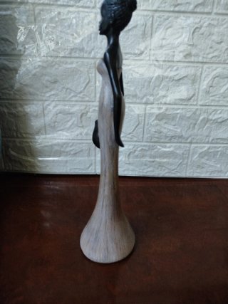 Figura Mujer Africana con Cántaro