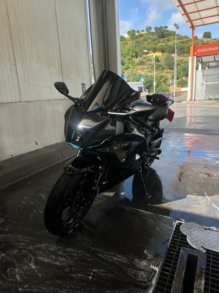 Yamaha R7 A2