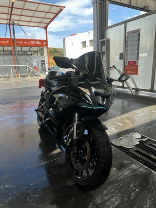 Yamaha R7 A2