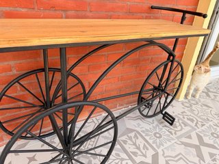 Mesa auxiliar bicicleta metal y madera