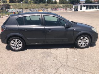 Opel Astra (Abstenerse pujas absurdas)