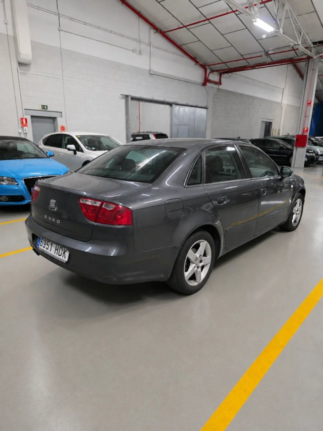 SEAT Exeo 2011