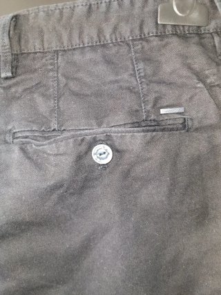 Bermuda Massimo Dutti Negra