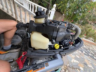 Motor fueraborda Yamaha 4 CV 4 tiempos