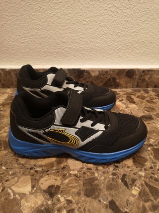 Zapatillas John Smith Talla 38 Nuevas